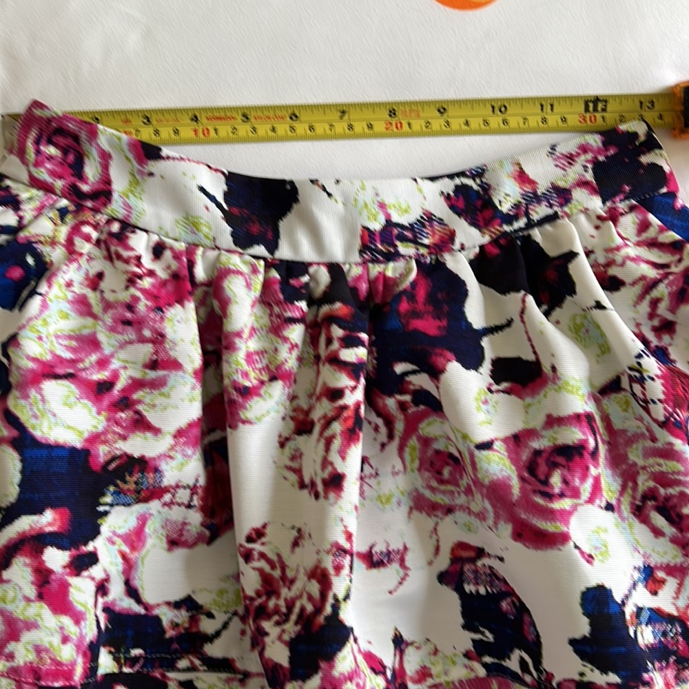 EXPRESS FLORAL SKATER SKIRT. - Picture 10 of 11